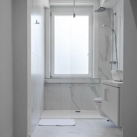 Bellavista Luxe With Leie View *